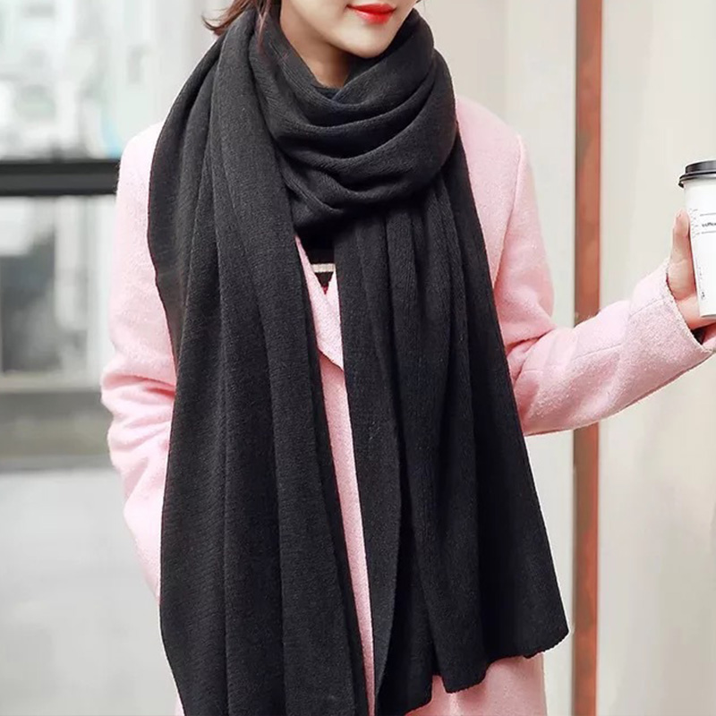 Jednokolorowy szalik z dzianin – Wool Scarf Men recenzja i cena